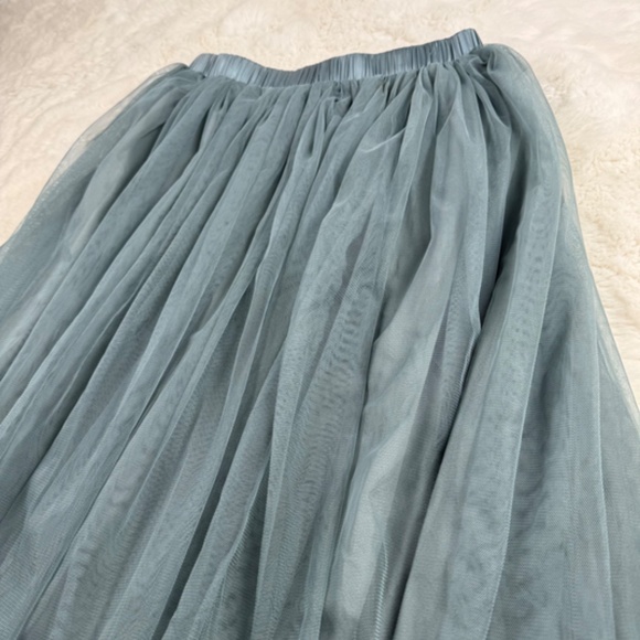Lace & Beads Boutique Tulle A-Line Midi Skirt Blue Women's Size 10 - Picture 2 of 8